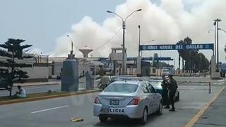 Reportan fuerte incendio dentro de la Base Naval del Callao | VIDEO