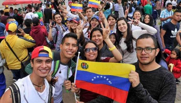 Venezolanos sí deben presentar pasaporte para entrar al Perú