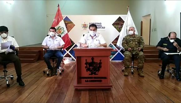 Conferencia de presa del gobernador de La Libertad, Manuel Llempén, junto con las autoridades policiales, militares y del sector Salud. (Captura de video)