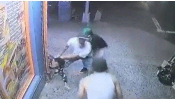 Asesinan a machetazos a joven de 15 años, pero se equivocaron de persona 