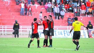 FBC Melgar aplasta a Cienciano y es líder