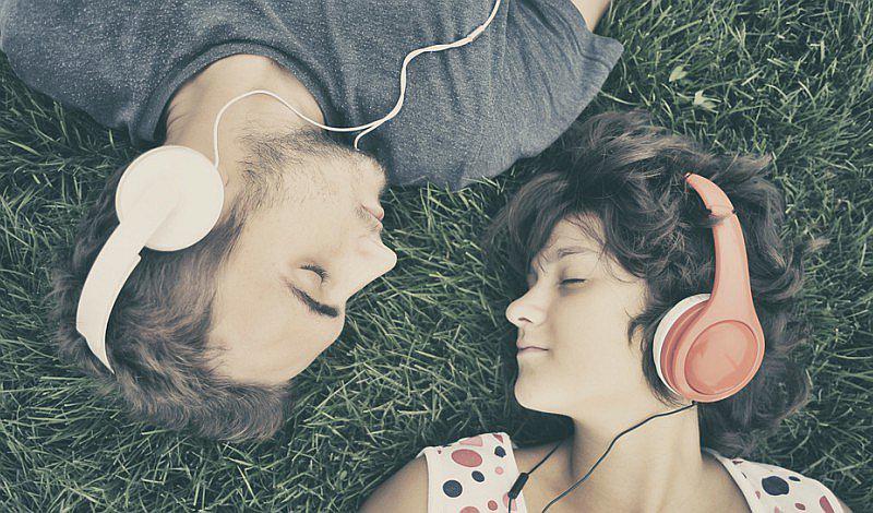 7 canciones que le puedes dedicar aunque no regrese contigo