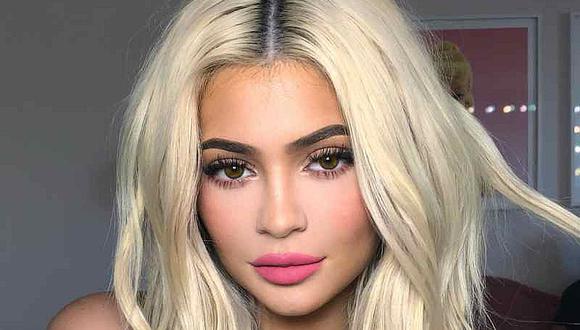 Kylie Jenner asombra a fans tras lucir sin maquillaje 