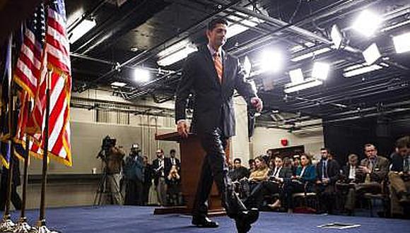 Partido Republicano busca a Paul Ryan para sacar de carrera a Donald Trump