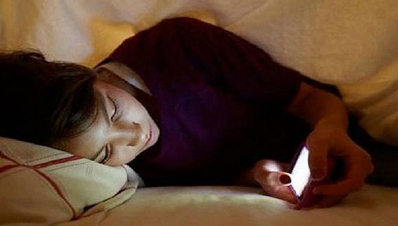 Facebook: se queda dormida con su iPhone 7 y resulta con fuerte quemadura