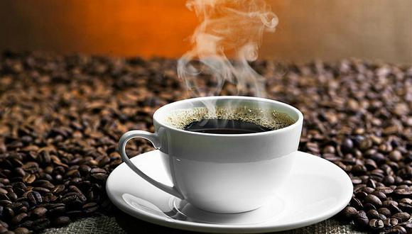 ¿Tomar café es la mejor opción para mantenerte activo en el trabajo?