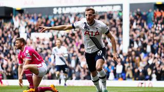 Tottenham se mantiene en carrera por la Premier detrás del Leicester