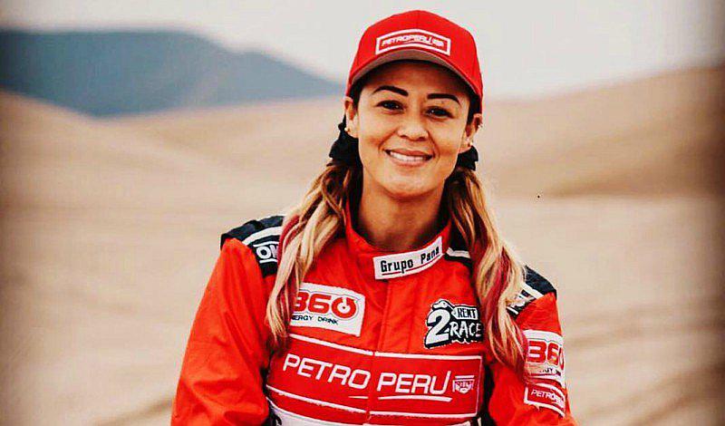 Fernanda Kanno es reconocida por el Congreso de la República