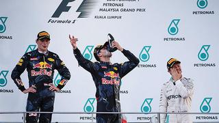 Fórmula 1: Ricciardo gana y Rosberg es más líder al abandonar Hamilton 