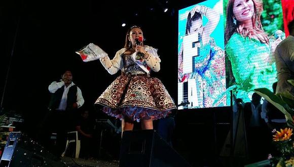 Juan Gabriel: ​Gloria Sánchez cantó "Abrázame muy fuerte" en huayno 