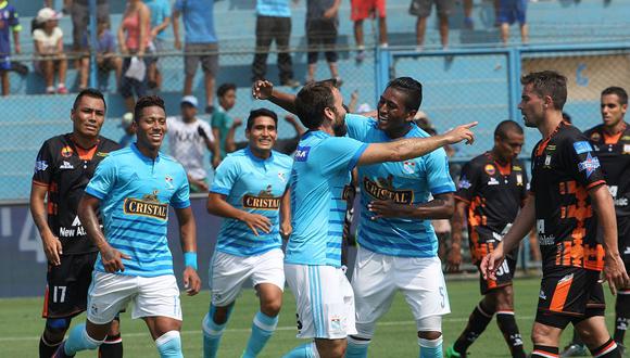 Sporting Cristal, la "máquina celeste", golea 4-0 a Ayacucho FC