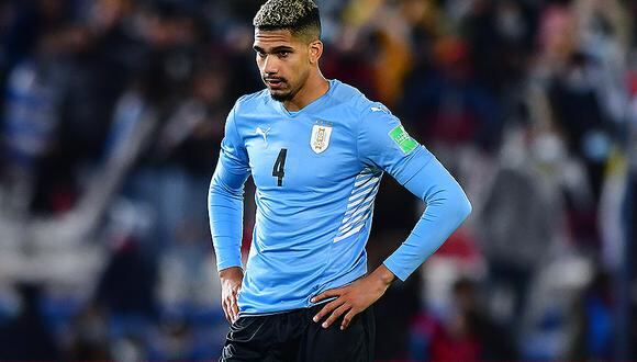 Ronald Araújo decidió operarse por lesión y se estima que no jugará el Mundial Qatar 2022. (Foto: EFE)