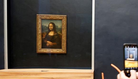 El cuadro de Leonardo da Vinci sufrió un nuevo ataque en el Louvre. (Foto: AFP)