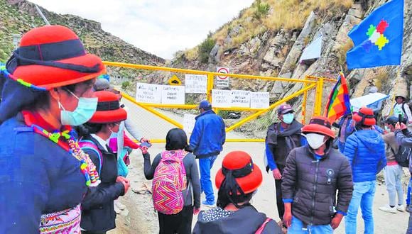 Cusco: Pobladores de Velille dan tregua a minera MMG Las Bambas y desbloquean Corredor Minero del Sur mientras continúen las conversaciones.