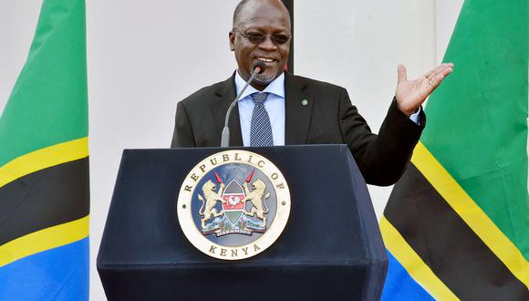 (FILES) In this file photo taken on October 31, 2016 Tanzanian President John Pombe Magufuli speaks during a joint press conference with Kenyan President at the State House in Nairobi. - Tanzanian President John Magufuli has died from a heart condition, his vice president said in an address on state television on March 17, 2021,, after days of uncertainty over his health and whereabouts. (Photo by SIMON MAINA / AFP)