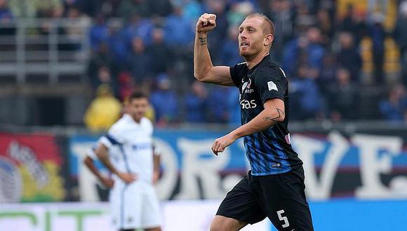Inter toca fondo al caer 1-2 en su visita al Atalanta en Bergamo