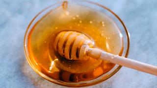 Cómo distinguir la miel pura de la adulterada: trucos y consejos