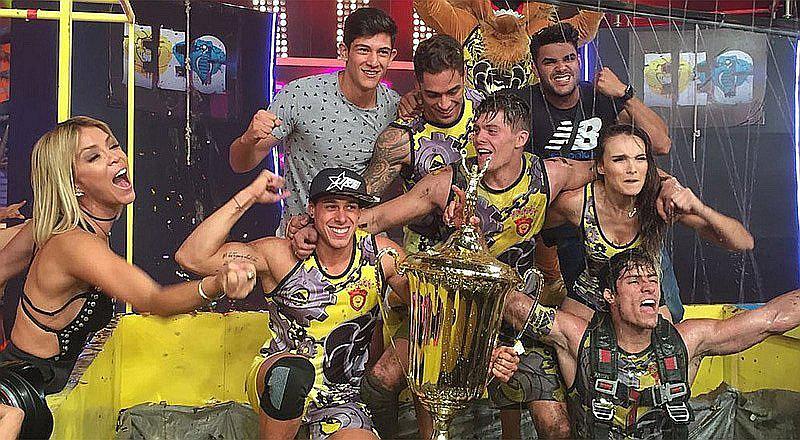 ¡En reuniones con Ney Guerrero! Antes estuvo en EEG y hoy define su futuro en Combate