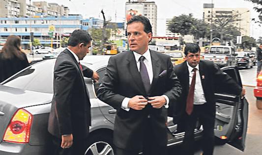 Omar Chehade ahora defiende a Aída García Naranjo