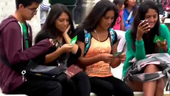 ​YouTube: ¿Qué hacemos los peruanos si alguien tira basura en la calle?