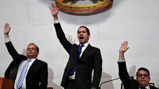 Así fue el ingreso a la fuerza de Juan Guaidó al Parlamento de Venezuela│VIDEO