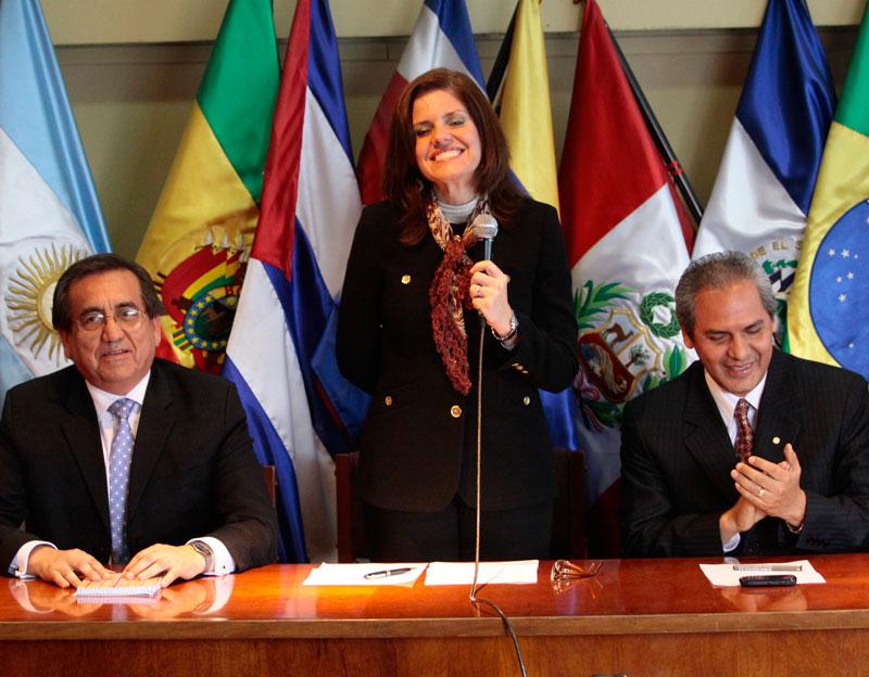 Del Castillo: Candidatura de Aráoz no fue impuesta por García 