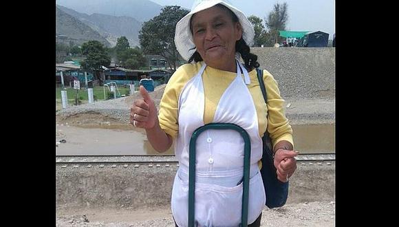 Vendedora ambulante regaló toda su mercadería a niños damnificados de Cajamarquilla
