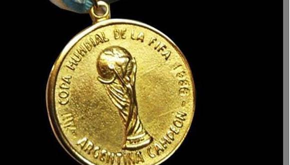 Medalla de Diego Maradona se vende en subasta por más de 9.000 dólares 