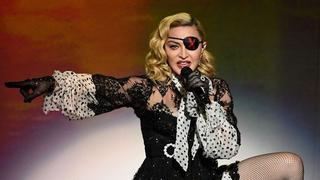 Instagram revienta: Madonna desafía la censura y luce en topless