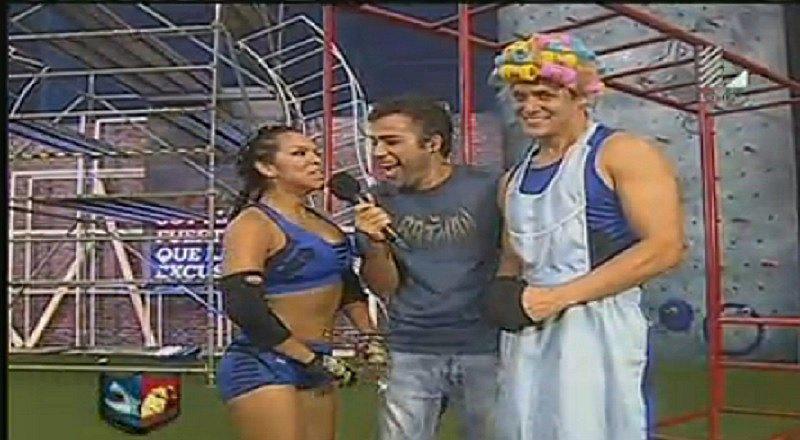 Reto de Campeones: Gino Pesaressi se disfraza de la mamá de Josetty por hacer trampa