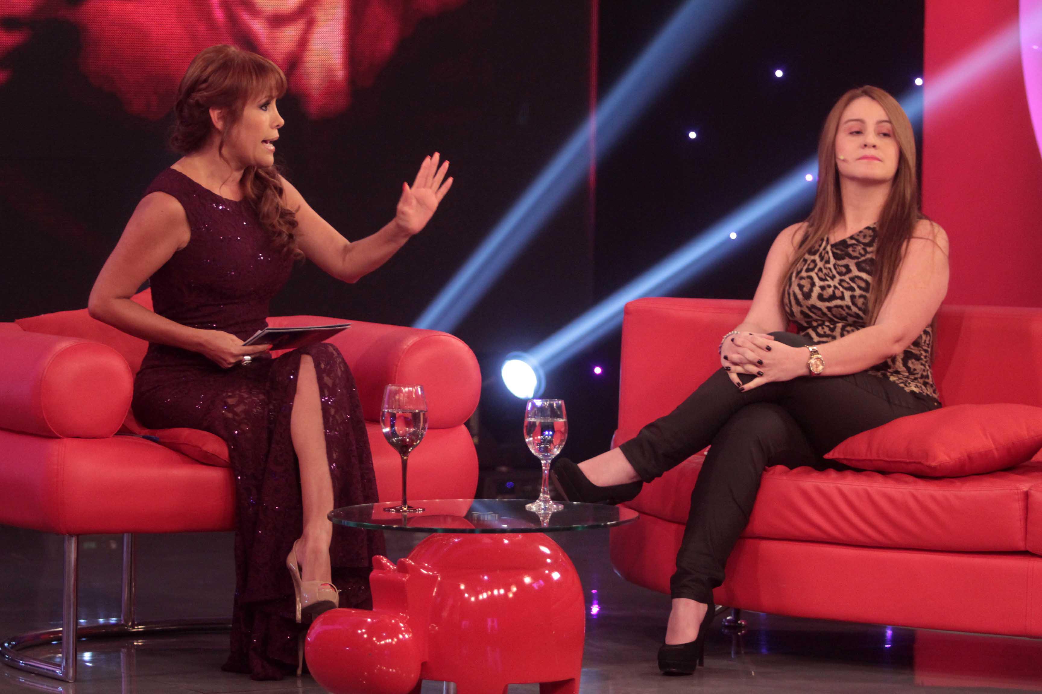 Magaly Medina y Lourdes Sacín arman bronca en pleno programa  