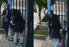 San Juan de Miraflores: Delincuente armado asaltó a una mujer y a su hijo de cinco años | VIDEO