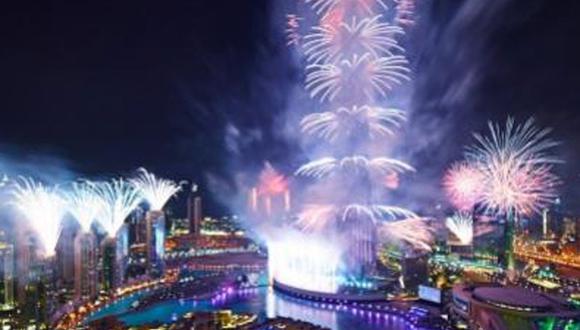 Dubai recibió el Año Nuevo iluminando el cielo con fuegos artificiales [VIDEO] 