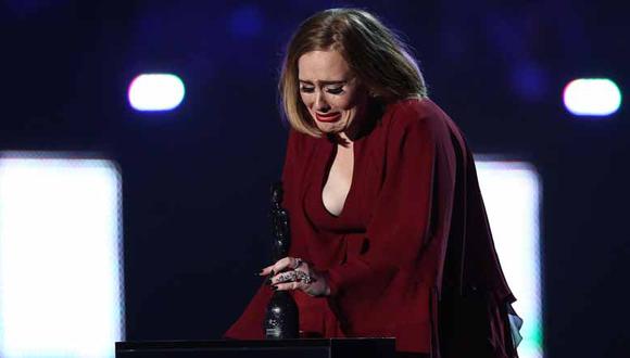 Brit Awards 2016: Adele llora tras ganar a Mejor Álbum por "25" [VIDEO]  