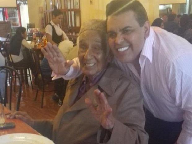 ​'Guayabera sucia' sonríe de nuevo con especial sorpresa [VIDEO]