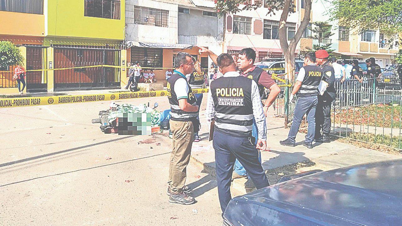 Exreo y su pareja mueren baleados