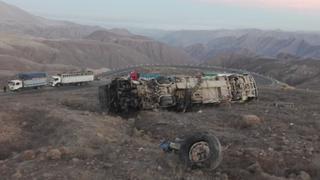 Ayacucho: 27 personas fallecen tras caída de bus a un abismo de 250 metros