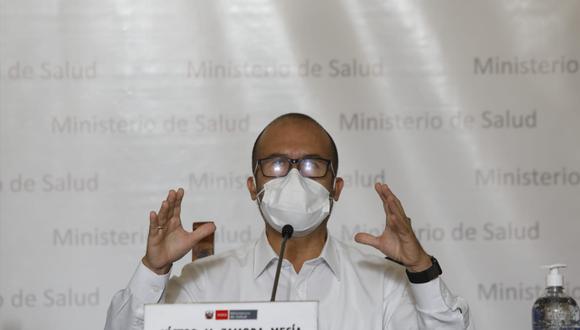 El ministro de salud, Victor Zamora, realiza conferencia de prensa. Foto :César Bueno