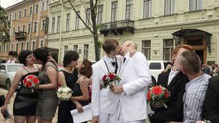 Congreso de Rusia sale en defensa de los homosexuales y los protege