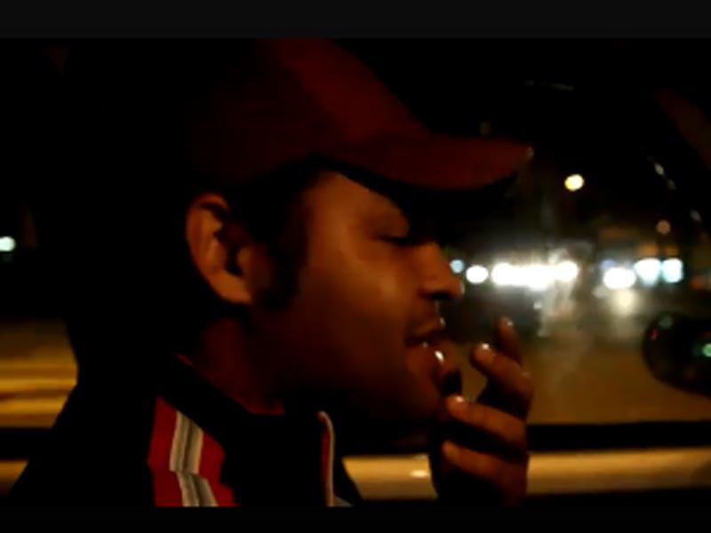 Taxista brasileño sorprende cantando como Michael Jackson