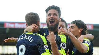 Premier League: Arsenal golea al Stoke y busca la Liga de Campeones 