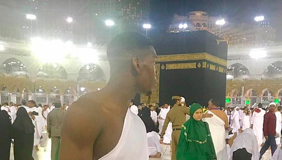 En peregrinación a La Meca, Pogba expresa buenos deseos por el Ramadán 