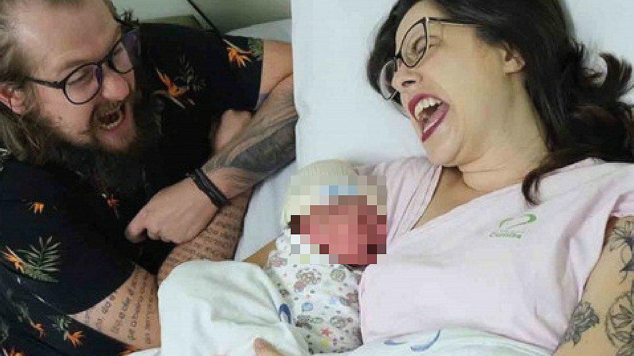 Mujer descubre que estaba embarazada días antes de dar a luz 