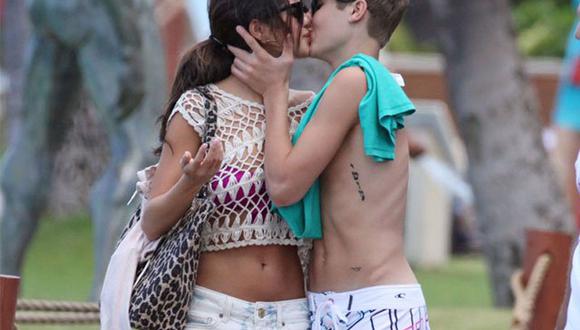 Justin Bieber y Selena Gomez demuestran su amor al mundo 