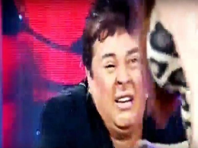 ​Lourdes Sacín enfurece en set de Magaly y arroja copa a Richard Swing