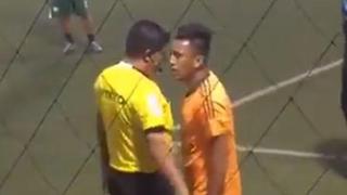 Christian Cueva perdió los papeles y empujó a árbitro en una ‘pichanga’ [VIDEO]
