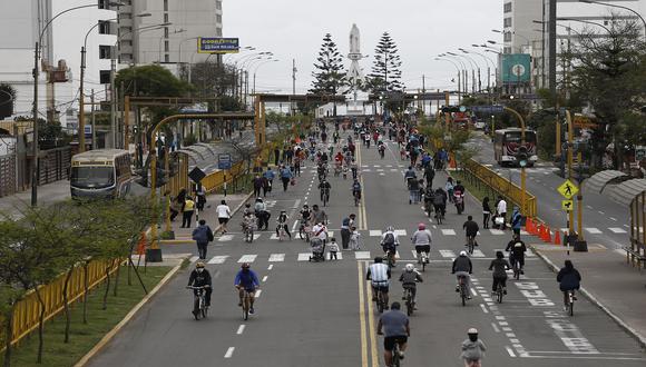 Av. Brasil se convierte nuevamente en corredor recreativo los domingos. (Francisco Neyra/GEC)