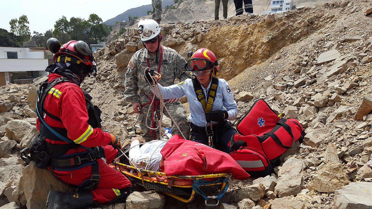 Surco: Brigadistas acuden a llamado de emergencia en menos de 7 minutos  