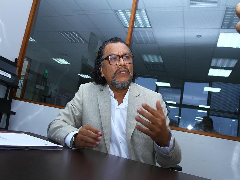 Tomás Angulo hace mea culpa y emplaza a Colegio de Psicólogos 