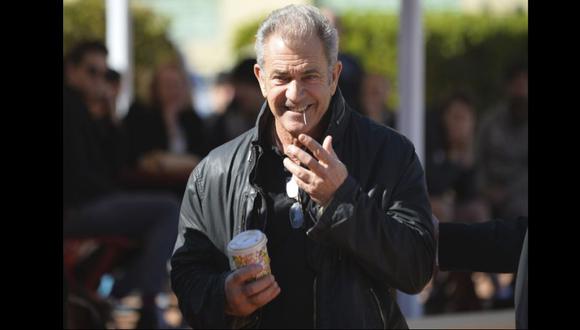 Mel Gibson es acusado de escupir  e insultar a  fotógrafa en Australia [VIDEO] 